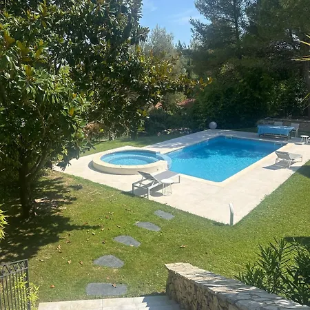 Grande Maison De Famille - Soleil Vila *