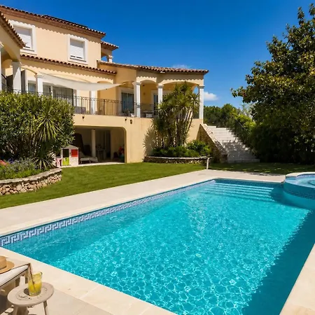 Grande Maison De Famille Villa